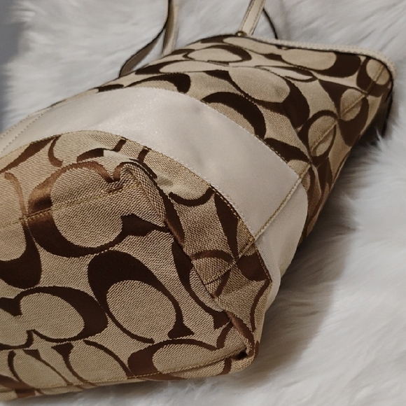 SALE! Auth Coach Signature Brown/Cream Canvas/Leather Tote Handbag/Hangtags - Picture 10 of 16
